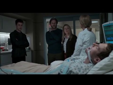 13 Reasons why 4x10 - Clay finds out Justin is dying