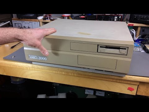 Amiga 2000 Battery Leakage Repair and Recapping