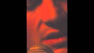 Kevin McWha Steele performs original song "Looking for a Room" Oct. 2011. Video by C.C. Elian