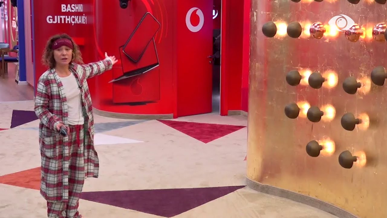 Egla përplaset me Julin sapo zgjohet: Jashtë niveleve të njerzillëkut, hajt se po ta…