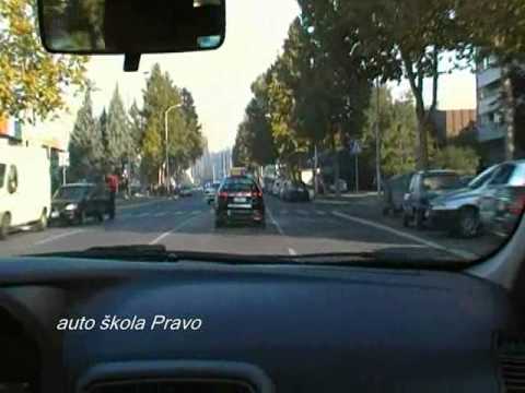 auto skola pravo polukruzno okretanje oko ostrva.wmv