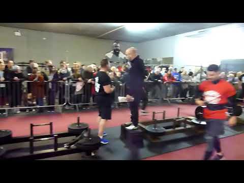 Felix McAlinden 165kg yoke, 40kg, 50kg Sandbag Beginners u80kg Strongman 2020