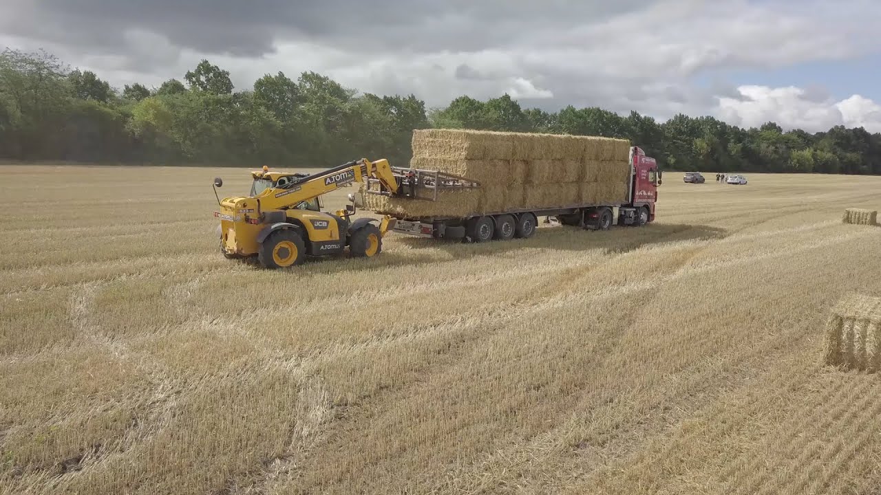 BALE HARVESTING: ADVANTAGES OF SPECIAL EQUIPMENT RENTAL
