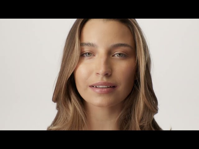 Video zu 'KOCHAM' ansehen Video zu 'KOCHAM' ansehen