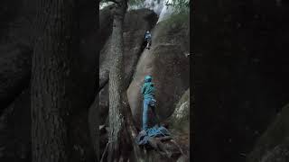 B1フィンガー　5.11a　瑞牆　クラック地獄