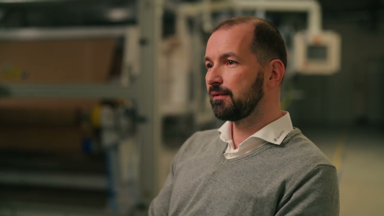 Jan Čmelík and team: Advancements in nanofibre manufacturing