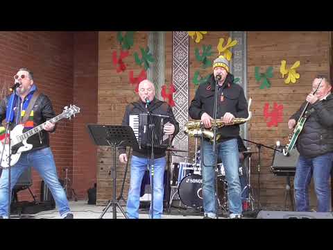 ,,Palinko liepa šalia kelio'',,-Už-Kūtės''-versija.