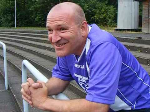 Marc von den Lurkers is saving TeBe & Schokoladen!