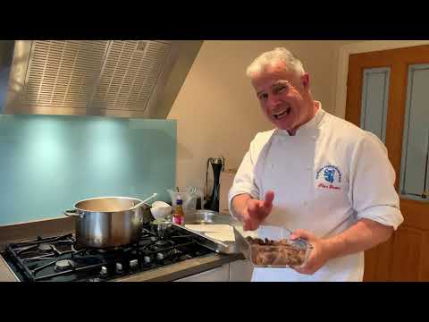 Heart warming meal to enjoy during lockdown - Beef Caserole by Peter Gorton for Insideout