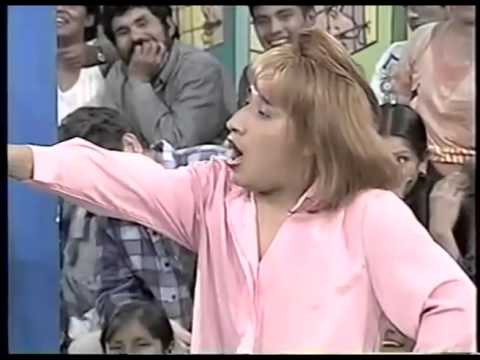 Los Cómicos Ambulantes j.david ׃ “ La Comisaría “ con los ambulantes de la Risa