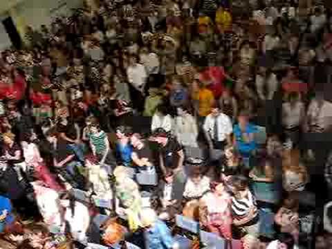 Kamēr gaidam "koru karu" rezultātus - "Saule, Pērkons..."