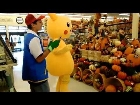 POKEMON GO IN REAL LIFE (Pikachu & Ash)