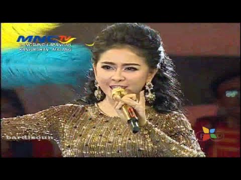 Simalakama - Uut Permatasari - OM Nirwana | MNCTV Festival Malang