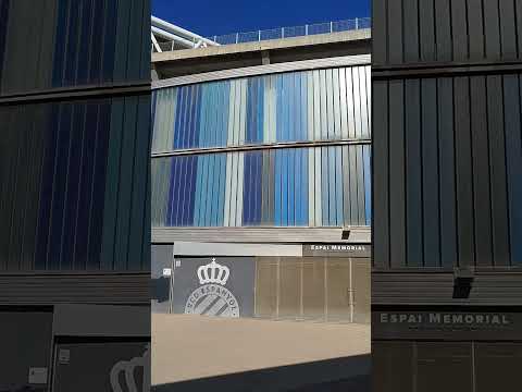 RCD エスパニョール コルネジャ エル プラット スタジアム - 定義