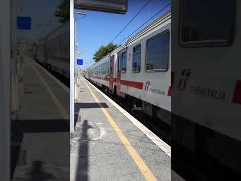 Stazione campoleone transito treno roma napoli