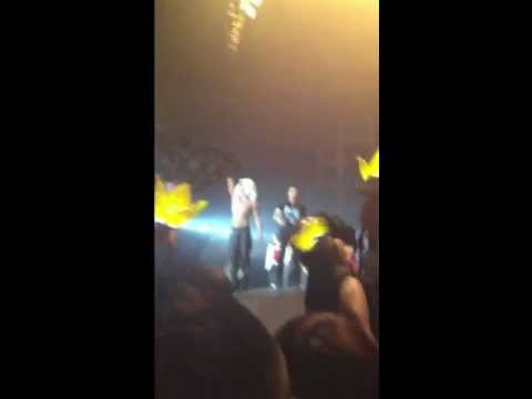 121103 BIGBANG ALIVE TOUR - Baeri Moment