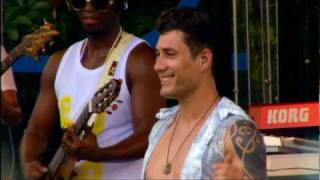 Babado Novo - Perto do Coração - Clipe Oficial