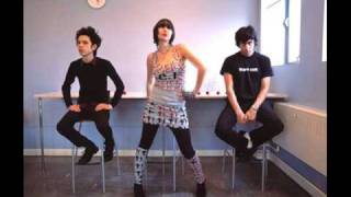 YEAH YEAH YEAHS--MACHINE