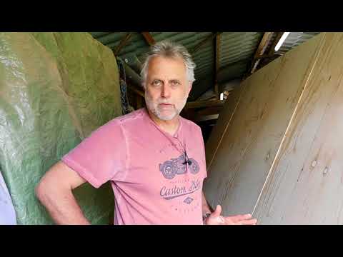 Planking the hull - SV Tapatya EP36