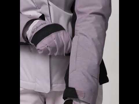 Urmăriți videoclipul