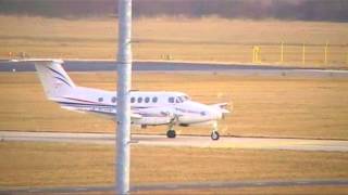 preview picture of video 'Eindhoven Airport Flywales Beech B200 Super King Air G-FLYW'