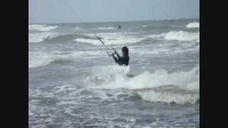 preview picture of video 'kitesurfing-風箏衝浪-TAIWAN    GUANYIN觀音'