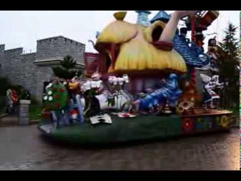 La Magie Disney en Parade Spécial Noël (2013) - Disneyland Paris