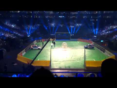 TV Total Autoball EM 02.06.2012 - Hallo Elton