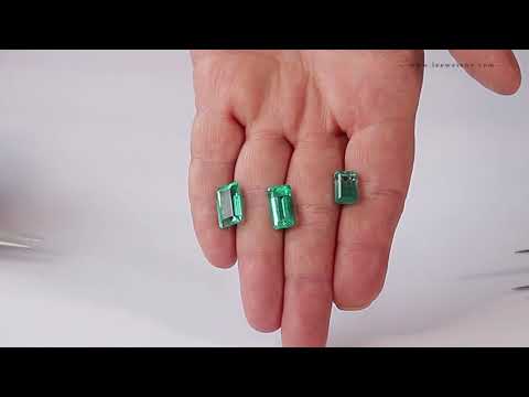 COLOR ZONING IN CHIVOR EMERALDS
