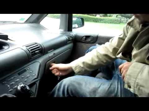 comment ouvrir capot xantia