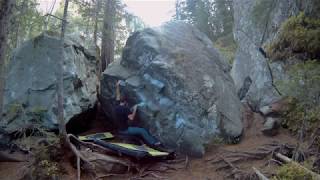 Video thumbnail de Hijacked, 5a . Magic Wood