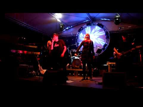 Hollywood hills- na und liveband