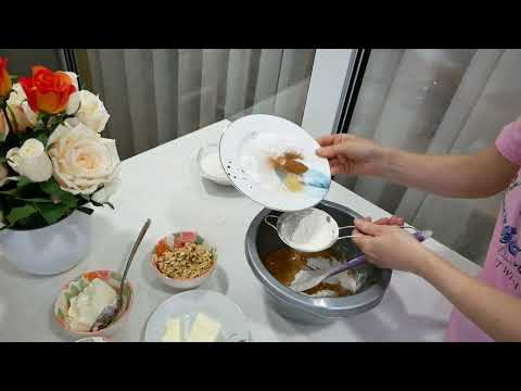 Video thumbnail: Tortë me Karotë dhe Krem Djathi