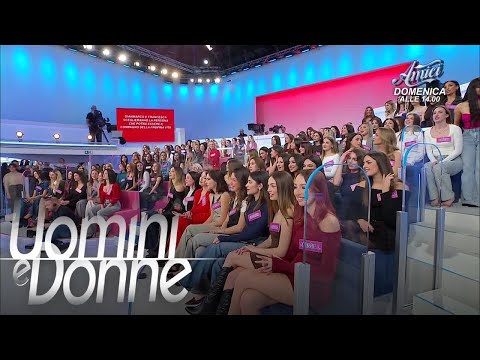 Uomini e Donne, Trono Classico - L'ingresso delle corteggiatrici per Gianmarco