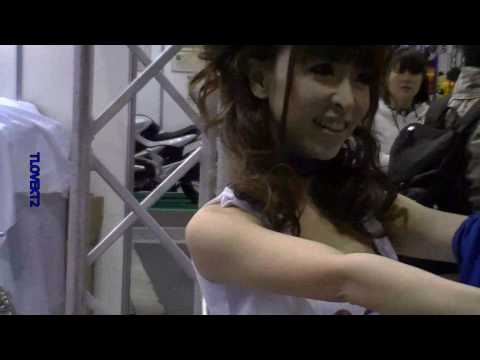 永瀬ゆみ Yumi Nagase おへそのかわいいキャンギャル