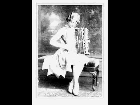 download lagu mp3 mp4 Viola Finland, download lagu Viola Finland gratis, unduh video klip Viola Finland