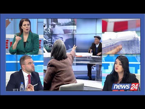 Të kapa duke bërë s..me dashnorin.Plaka  i përvishet: Vdeksh,të jap litarin var veten,u bëfsh copash