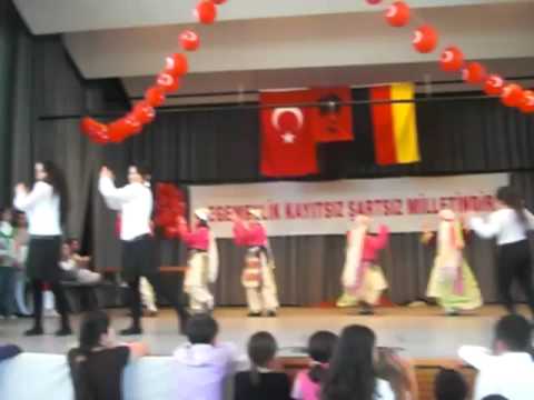 Gamze Folklör gösterisi 2