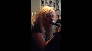 Courtney Love - Northern Star (live @ Hayden Wylds, London, 03/05/2014)