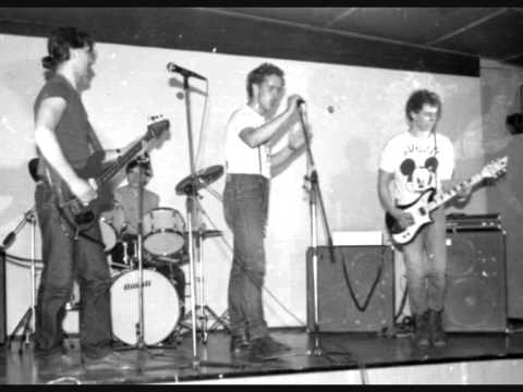 D-FORMACJA Chwila (demo '86 kaseta do Jarocina)