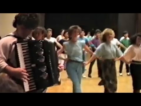 1987 04 Folklor generalna proba mala i velika grupa "Mladost" Stuttgart
