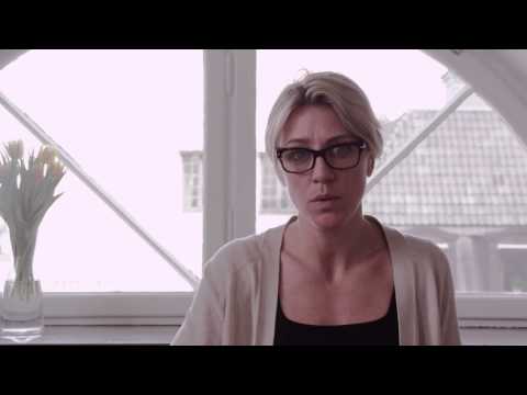 Vad är kejsarsnitt? Barnmorskan svarar!