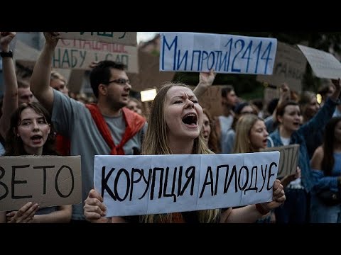 Video Thumbnail: Kyiv sees rare wartime protest over anti-corruption legislation