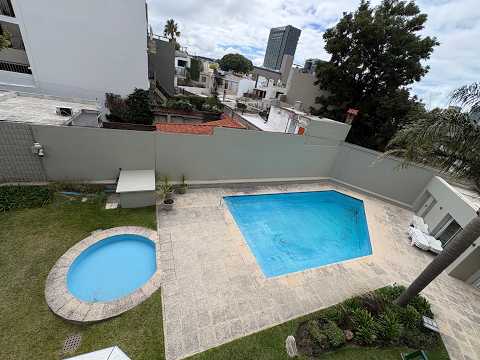 Video de YouTube - Apartamento en Alquiler de 3 dormitorios con Piscina y Jardín en Punta Carretas, Montevideo