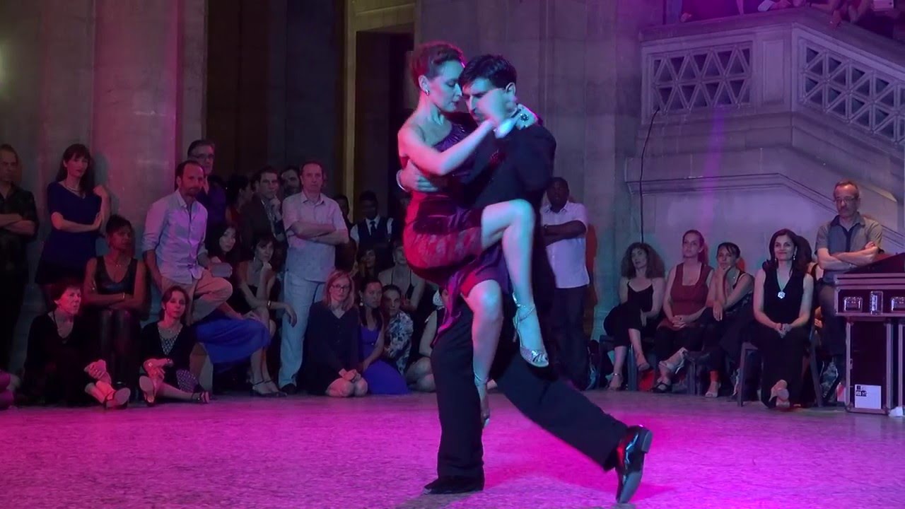 Video thumbnail for Magdalena GUTIERREZ and Germán BALLEJO @ Bordeaux Cite Tango Festival 2016 1/3