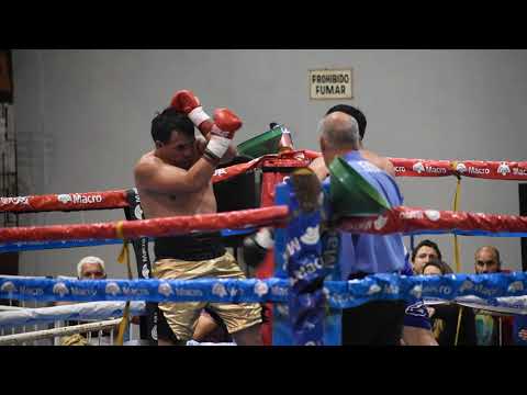 Walter "Yacaré" Sequeira (último round vs López)