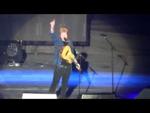 Ed Sheeran - Sing (live Milano)