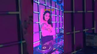 Download lagu dj katty butterfly#butterfly#flying#breakbeatvip#trending#remix#electronicmusic mp3