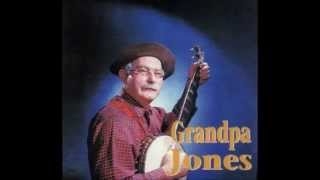 Grandpa Jones - Falling Leaves