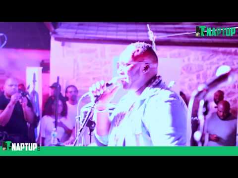 Melodeek live au Blue red